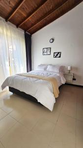 Elegant and Centrally Located Accommodation Easy access