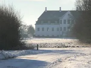 Modern Beach House At Frederiksdal - Harpelunde