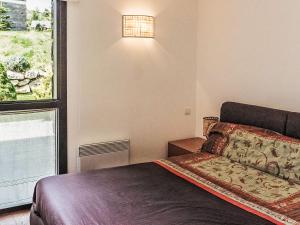 Apartamento Ferreries, piscina climatizada, jardín