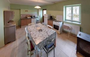 Maisons de vacances Stunning Home In Egry With Wifi : photos des chambres