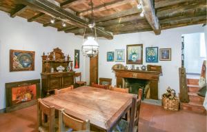 3 Bedroom Nice Apartment In Stazzema