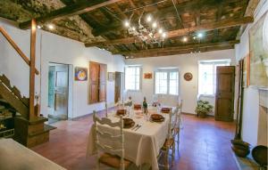 3 Bedroom Nice Apartment In Stazzema