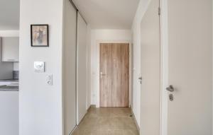 Appartements Lovely Apartment In La Tremblade : photos des chambres