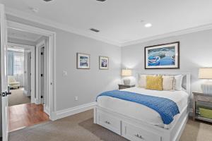 WaterHouse 304- Open Air