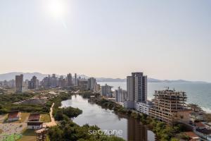 Desfrute do melhor de Perequê a 150m do mar! CLE