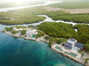 Amani House 5 bedrooms sleeps 10