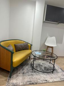 Appart'hotels Gites by Hotel Les Reflets Jaunes : Chambre Familiale Deluxe