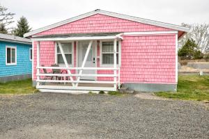 The Hawaiian Cottage 2-Bed by the Sea w fireplace - 3hvězdičkové hotely ve městě Grayland