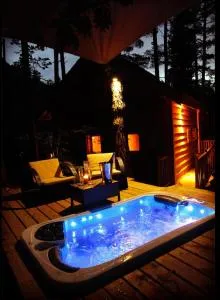 Cabanes des Pins Sylvestres Boréon - 拉博莱讷韦聚比