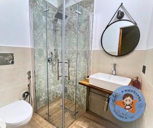 Anicaredda (la piccolina)