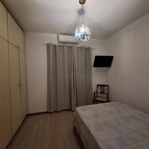 Casas na Vila da Saúde, 2 opções, com quintal e piscina compartilhada