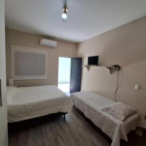 Casas na Vila da Saúde, 2 opções, com quintal e piscina compartilhada