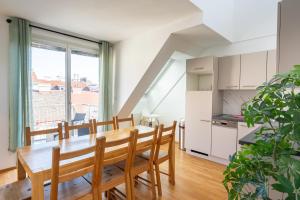 Luxury Penthouse with Rooftop Terrace