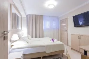 Villa Anna Gdańsk - Noclegi Rooms - FREE parking - 格但斯克普鲁什奇