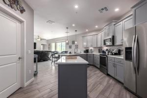 Queen Creek Unit 247 Chandler