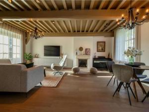 Farmhouse in Zeeland with Windmill Views