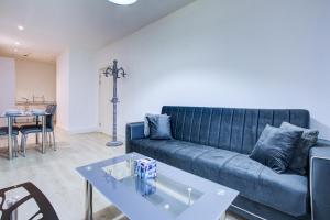 1 BR Flat 6 Mins From Heathrow Airport Flat 25