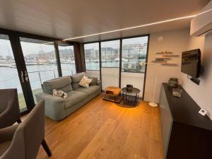 Hausboot Fjord MobyDick in Flensburg mit Dachterrasse