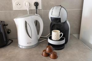 Appartements 3 pieces, climatise, calme, 100m du centre, parking, 