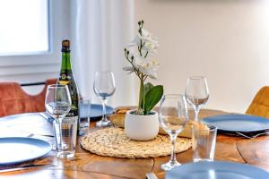 Grand T3, climatisé, calme, centre ville, parking, "Lyriade"