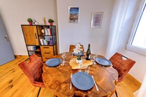 Grand T3, climatisé, calme, centre ville, parking, "Lyriade"