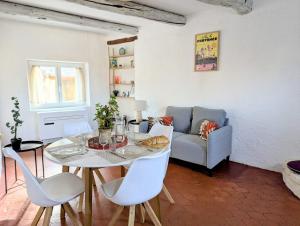 Appartements Le Joannis - Tranquillite en centre historique : photos des chambres