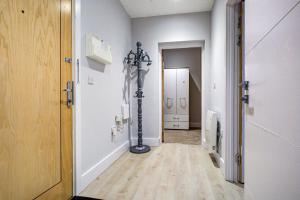 1 BR Flat 6 Mins From Heathrow Airport Flat 18