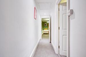 Cozy Brighton Home - 6 Guests, 5 min walk to Beach