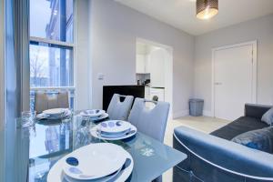 1 BR Flat 6 Mins From Heathrow Airport Flat 18