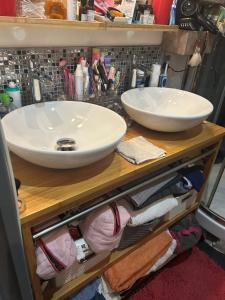 B&B / Chambres d'hotes Le refuge : photos des chambres