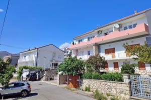 Sea View Apartment Neti - Happy Rentals