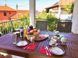 SUNNY Apartment with large balcony by Villa Mihaela Poreč