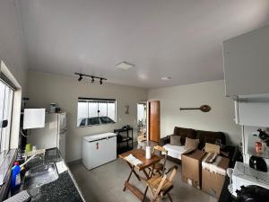 Casa novinha, com suite e garagem grande