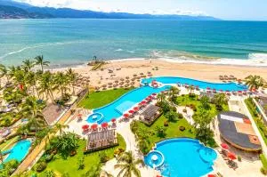 Amazing views, beachfront Grand Venetian - 巴亚尔塔港