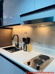 Shore 3 - 1BR Scandi-Industrial Condo Suite by The Bay