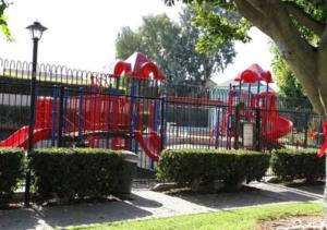 MagicwayVillas Micks ClockHouse Pool & Spa - Walk to Disneyland