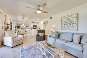 Miramar Beach Condo with Pool Access Walk to Beach!