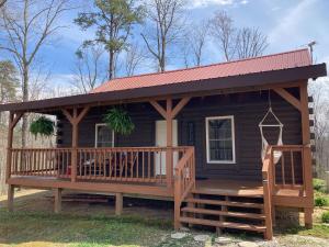 The Willow, Secluded and Cozy country cabin