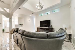 Fenced Yard Home Near Hospitals in Edinburg!