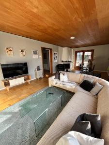 Big room in Charming Guest House in Oslo City 5