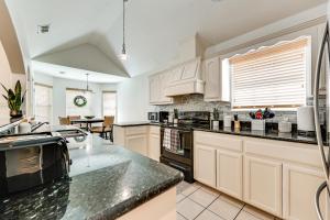 Fenced Yard Home Near Hospitals in Edinburg!