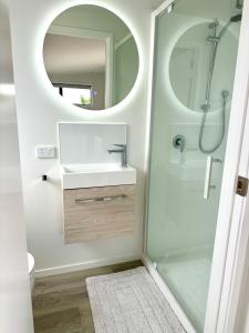 Charming beachside retreat