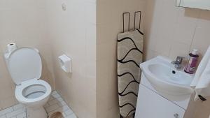 Cozy Randburg Retreat