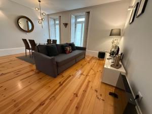 ML Apartments Republic