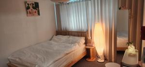 Warm house Foreigner only