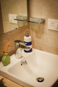 Trendy1BR+smart kitchen +Living room+1.5 toilets