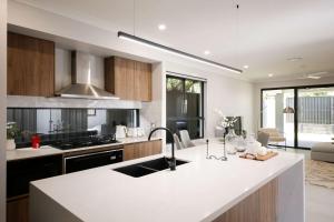 Family 4 BR southside escape in Rochedale