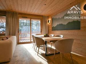 Chalets Chalet cosy au bord d-un ruisseau lumineux au Chinaillon - FR-1-391-204 : photos des chambres
