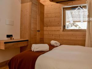 Chalets Chalet cosy au bord d-un ruisseau lumineux au Chinaillon - FR-1-391-204 : photos des chambres