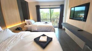 BOX BOX Hotel and Sports Restaurant